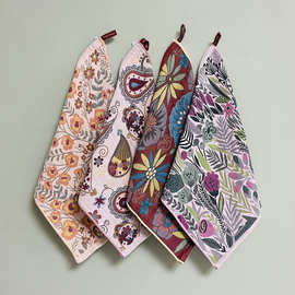 龍巖手帕與方巾 傳統(tǒng)工藝與現(xiàn)代審美的融合